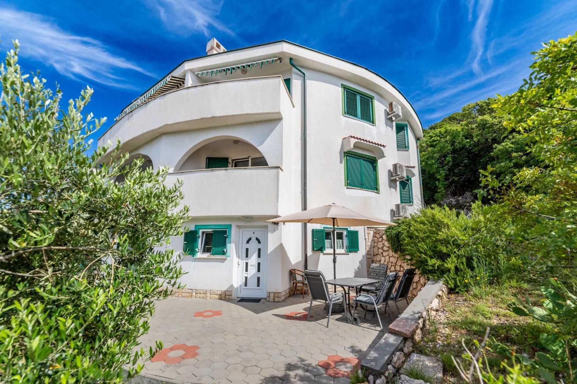 Apartments Oleander Kricin Башка Экстерьер фото